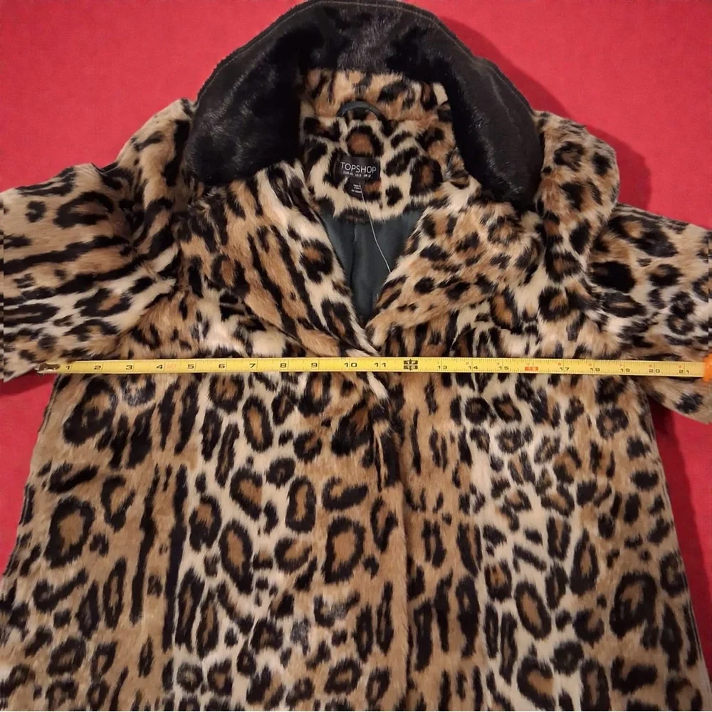 TOPSHOP Leopard Print Faux Fur Coat Mid-Length Mob Wife Style Women Size: 8